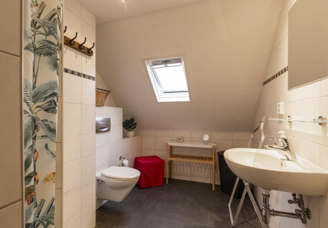 Rustig Gelegen Woning In Het Groen Nr 140 Simpelveld Eksteriør bilde